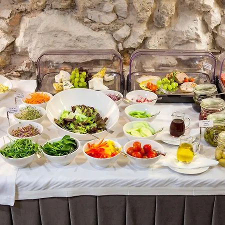 Hotell Unicus Old Town - Destigo Kraków