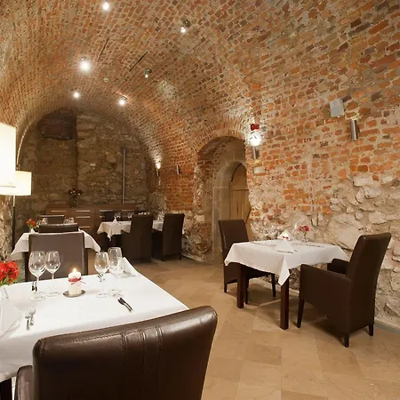 Unicus Old Town - Destigo Hotell 4*