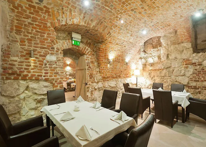 Unicus Old Town - Destigo 4* Cracovia