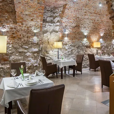 Unicus Old Town - Destigo Cracovie