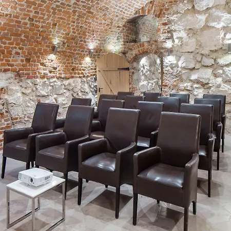 Ξενοδοχείο Unicus Old Town - Destigo 4*
