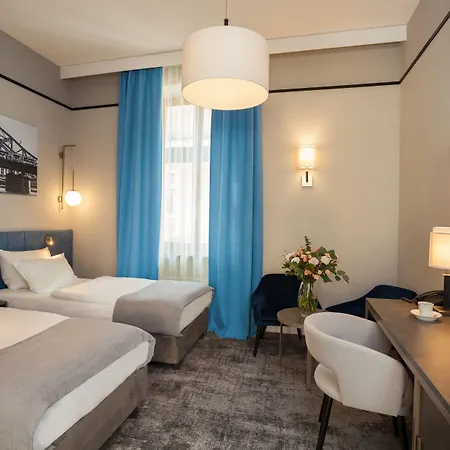 Unicus Old Town - Destigo