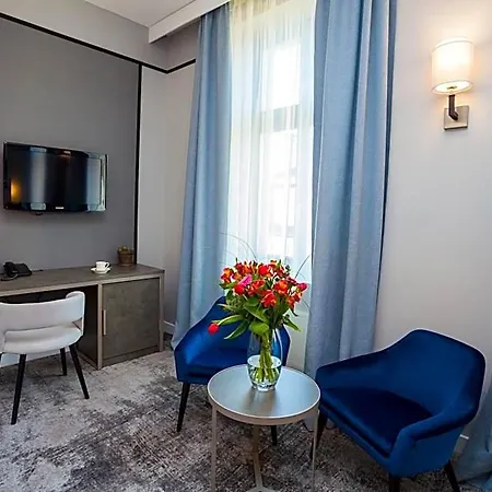Unicus Old Town - Destigo 4*