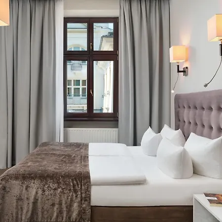 Unicus Old Town - Destigo 4* Krasków