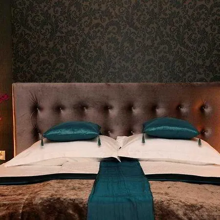 Unicus Old Town - Destigo 4*