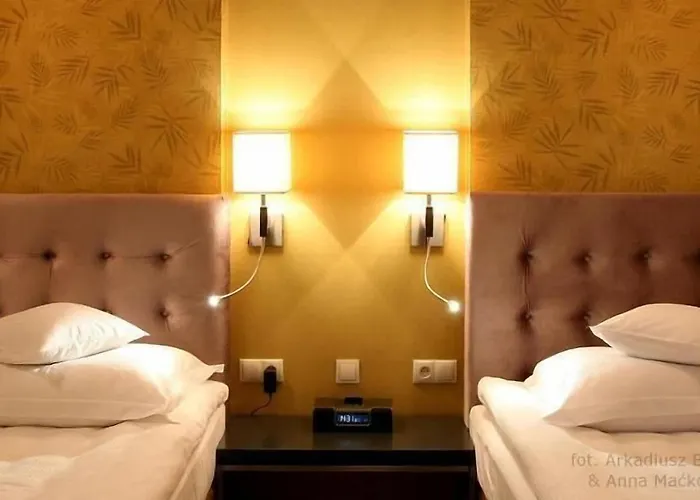 Hotel Unicus Old Town - Destigo