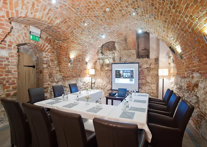 Unicus Old Town - Destigo Hotel Cracovia