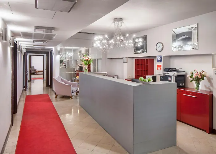 Unicus Old Town - Destigo