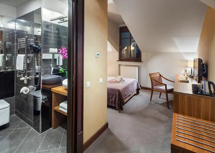 Unicus Old Town - Destigo