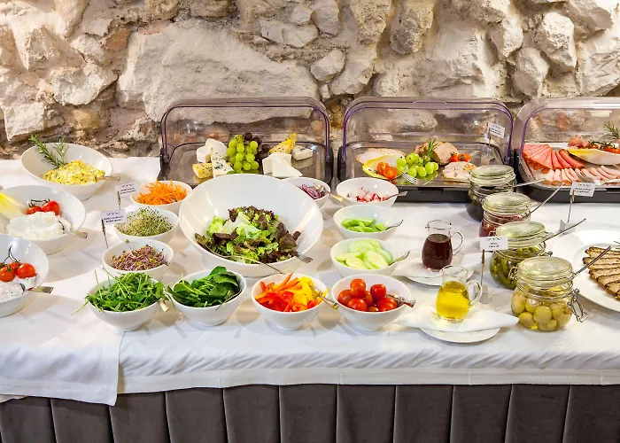 Hotel Unicus Old Town - Destigo Cracovia