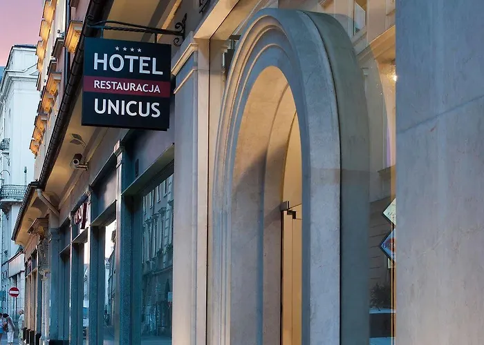 Otel Unicus Old Town - Destigo